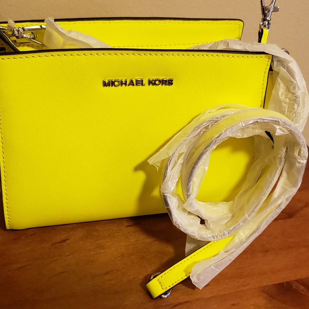 Michael Kors Neon Green/Yellow Crossbody Bag with Detachable Strap